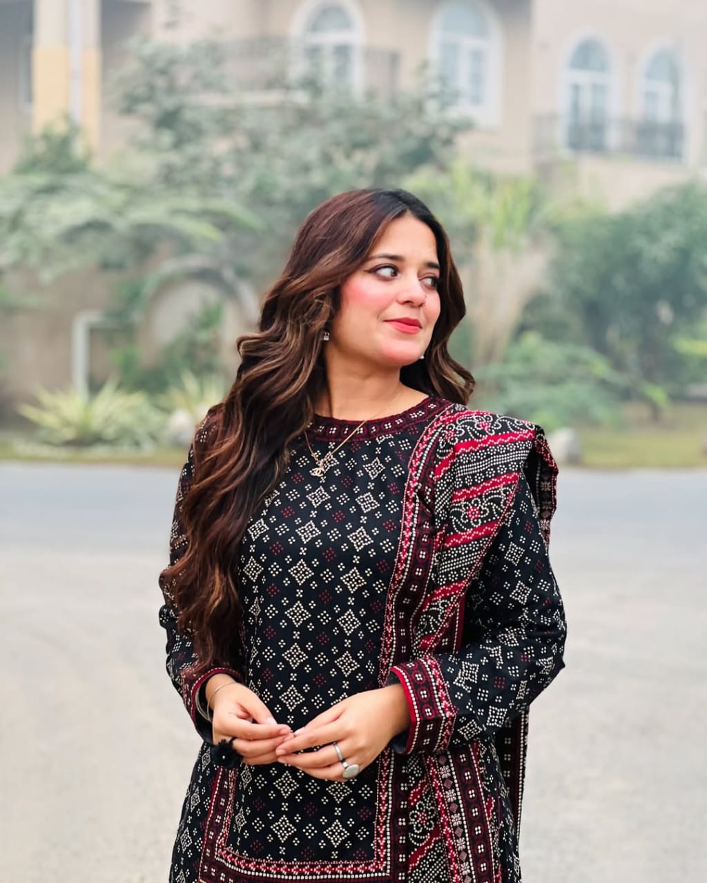 DIGITAL CHUNRI 3PC SUIT WITH FARSI SALWAR