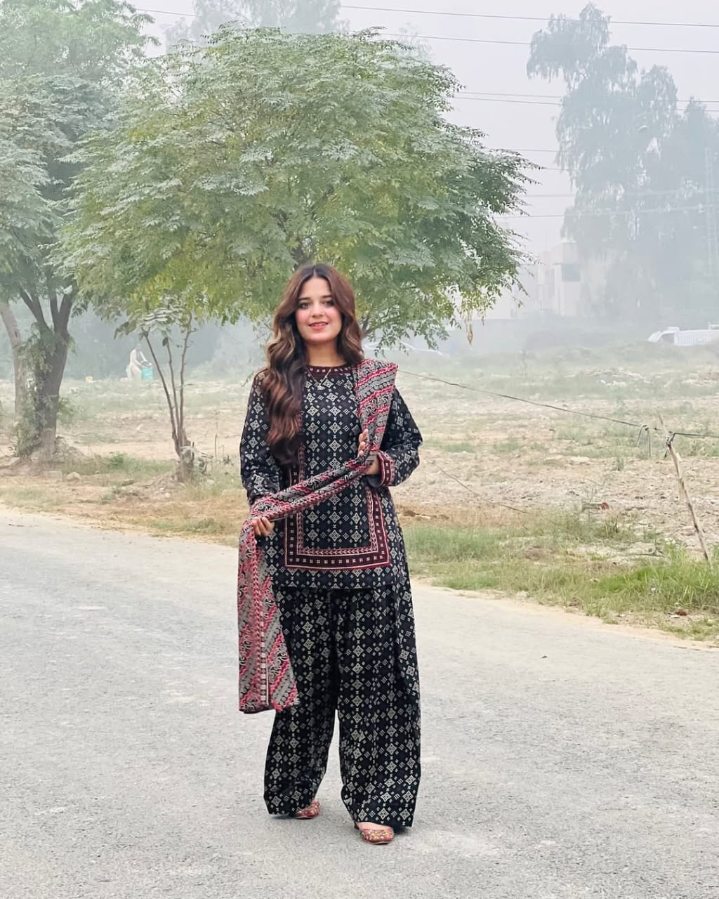 DIGITAL CHUNRI 3PC SUIT WITH FARSI SALWAR