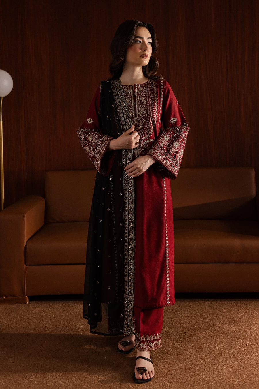 ROYAL PRET 3PC - Embroidered Lawn Dress