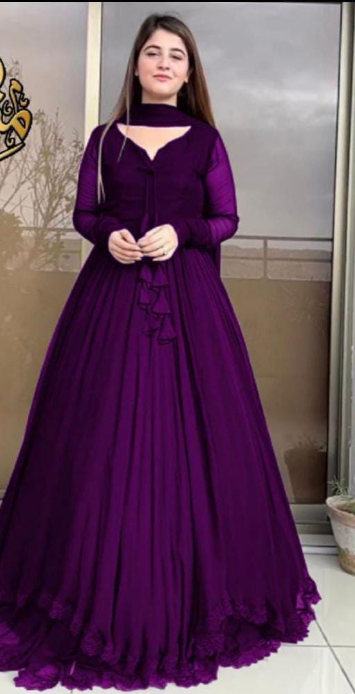 “Jaan-e-Jahan Maxi With 2 Layers