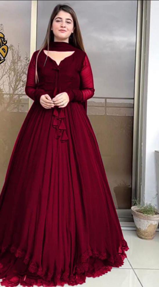 “Jaan-e-Jahan Maxi With 2 Layers