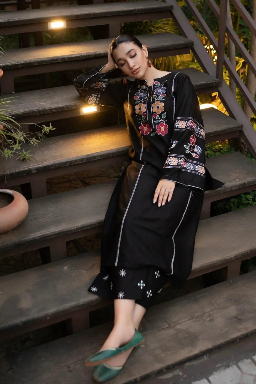 COTTAGE EMB LONG LENGTH